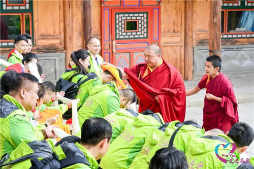 富迪“爱走高原”营销经理(青海)旅游活动完美收官