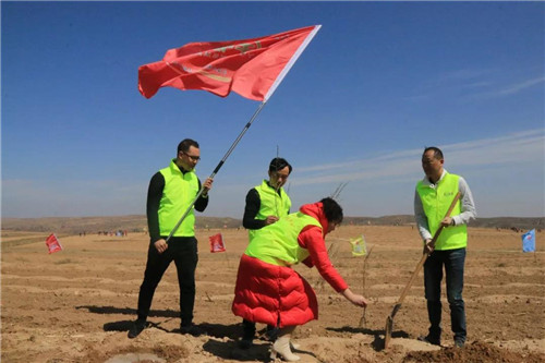 宇航人中国沙棘产业生态扶贫峰会暨清水河沙棘植树节隆重举行