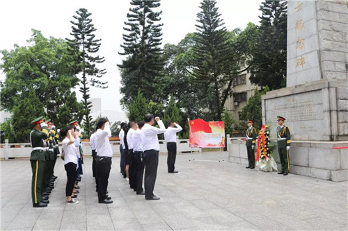 庆祝中国共产党成立98周年 金科伟业党支部举办主题党日活动