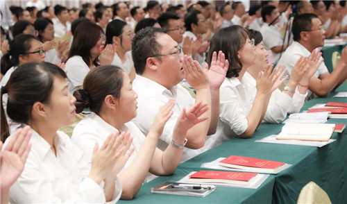 威海致良知领读志愿者学习会在安然公司举办